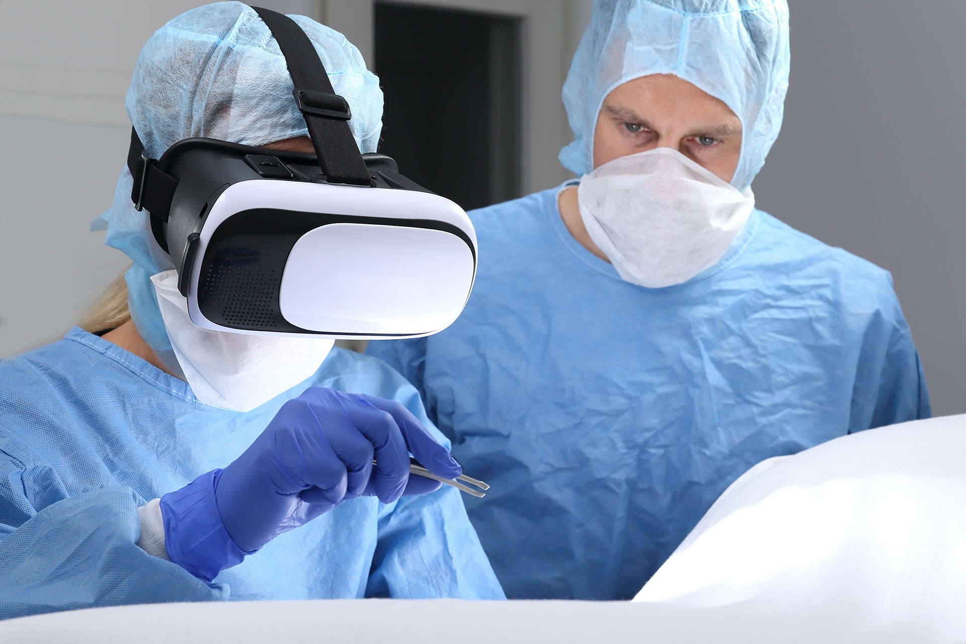 Virtual Reality (VR) Surgery: Revolutionizing the Future of Healthcare